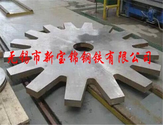 ���P����