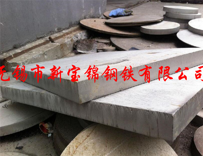 ���P����